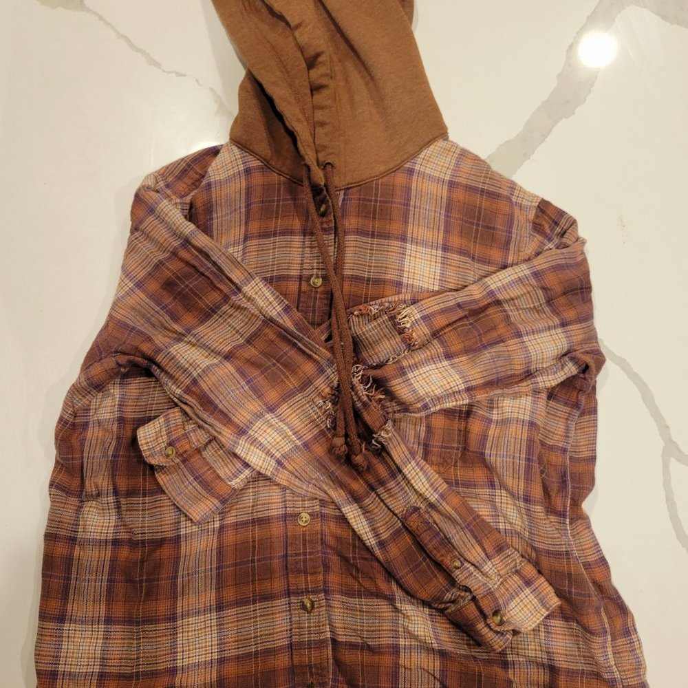 American Eagle Outftters Flannel Patterned Hoodie